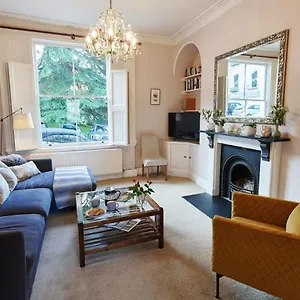 Southcot Place, With Garden Apartment Bath