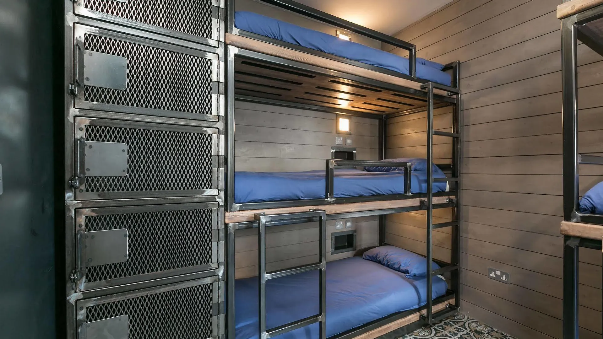 The Baxter Hostel Edinburgh